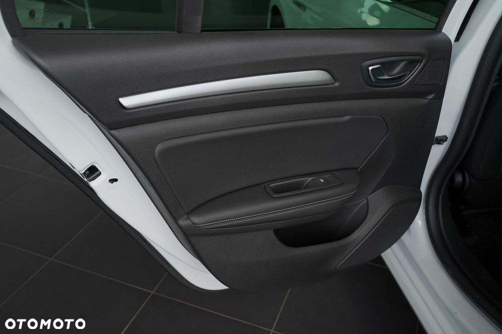 Renault Megane 1.3 TCe Techno - 9