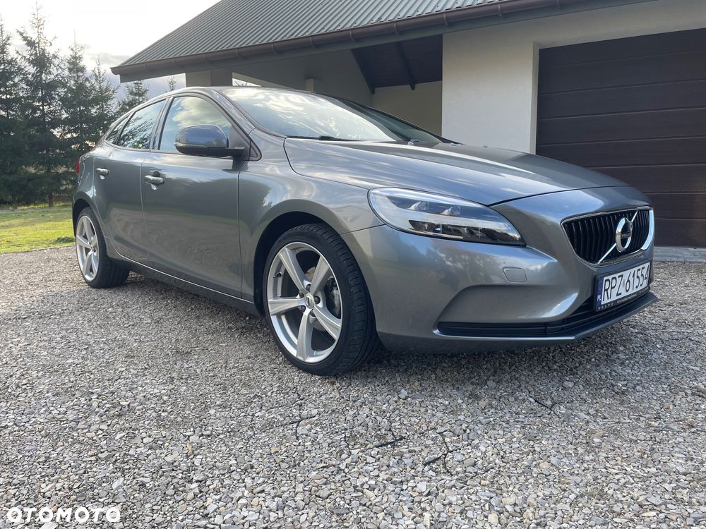 Volvo V40 D2 Drive-E Momentum - 3
