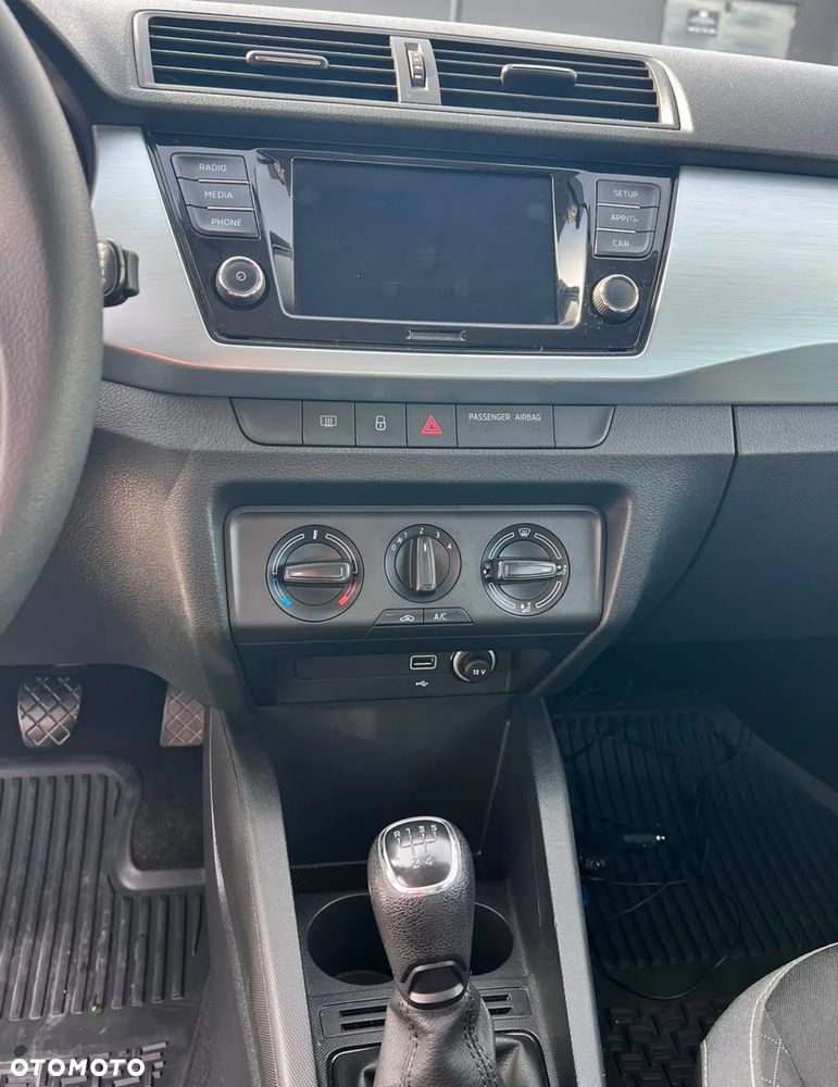 Skoda Fabia 1.0 TSI Ambition - 10
