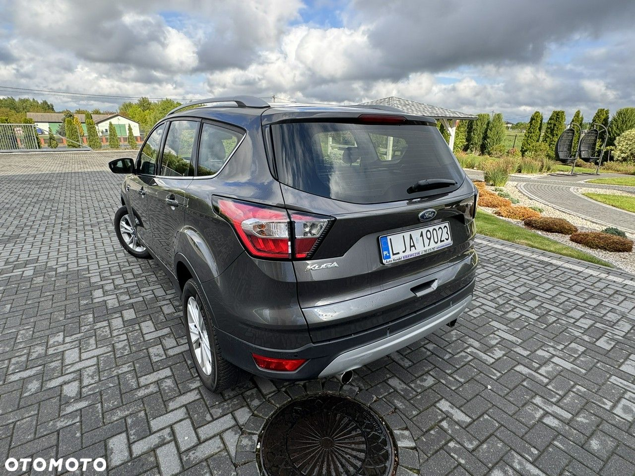 Ford Kuga - 4