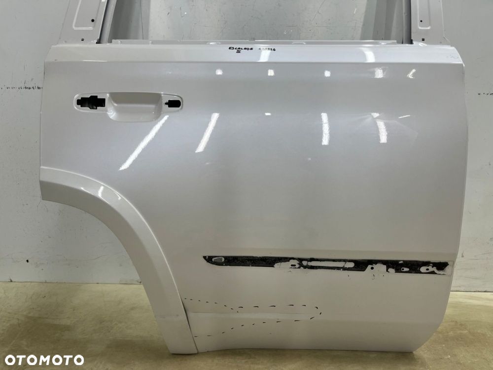 Drzwi Cadillac Escalade Chevrolet Tahoe GMC Yukon 4 IV 14-19r. prawe tylne prawy tył - 3