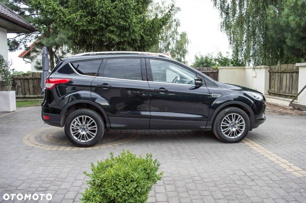 Ford Kuga 2.0 TDCi 2x4 Titanium - 11