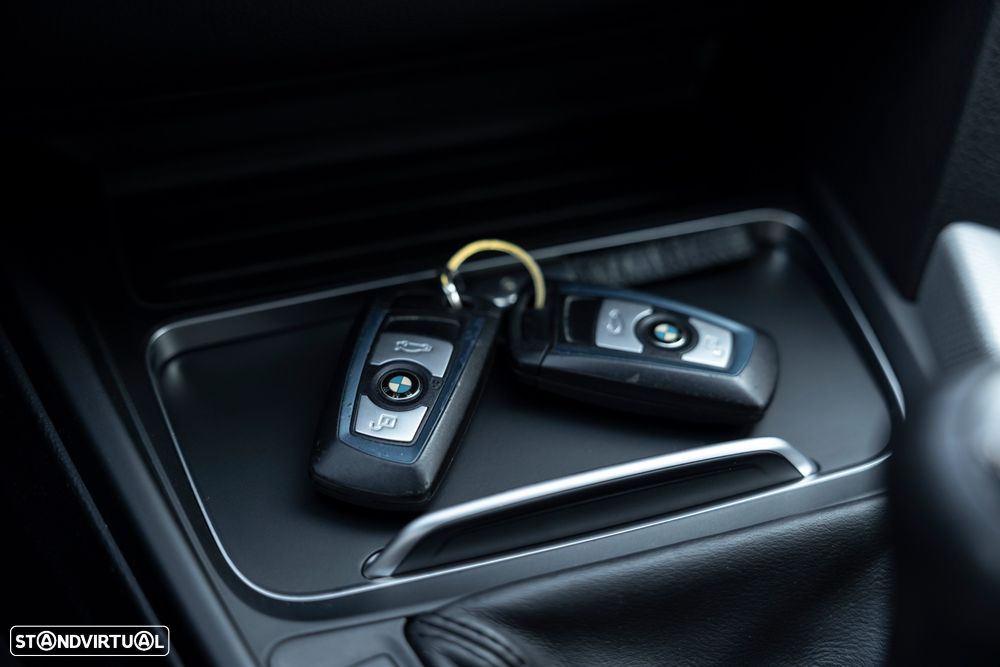 BMW 318 d M Sport - 20