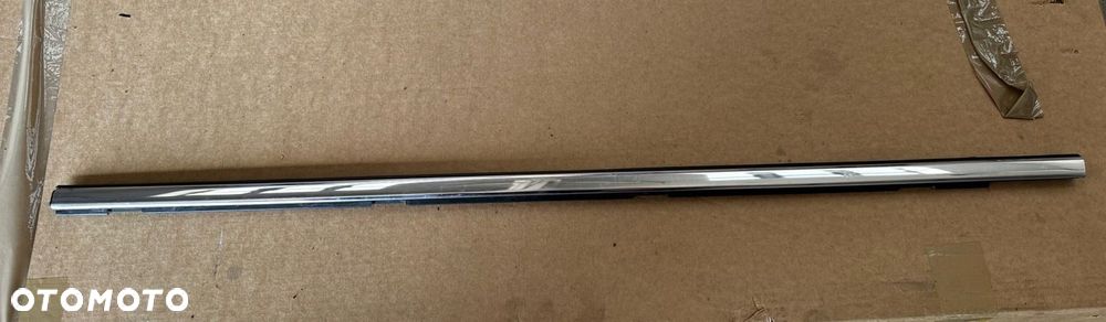 LISTWA ZGARNIAJĄCA LEWY PRZÓD CHROM PEUGEOT 3008 5008 II 9811580380 - 1