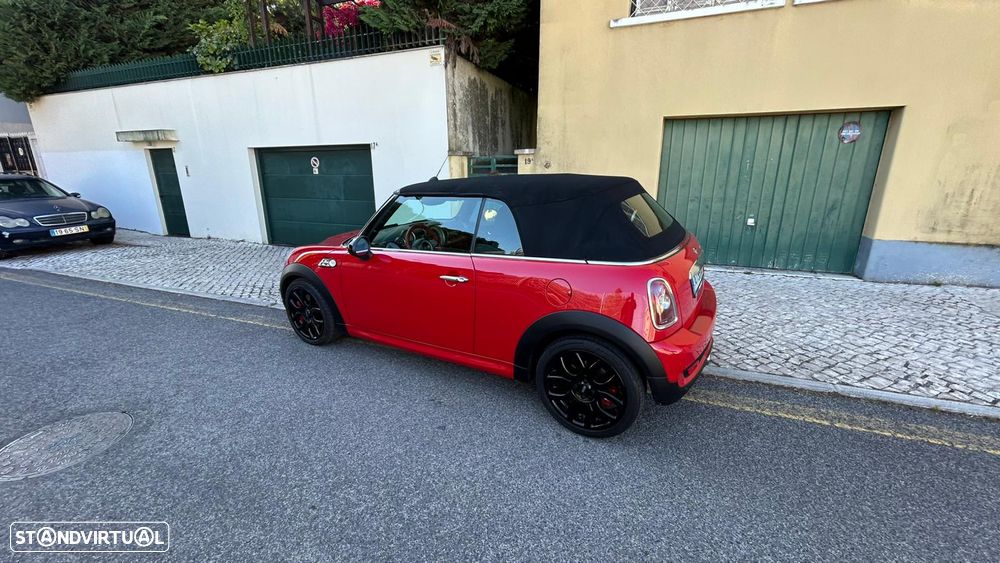 MINI Cabrio John Cooper Works - 8
