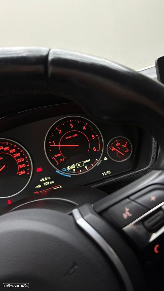 BMW 320 d xDrive Line Sport - 20