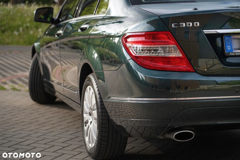 Mercedes-Benz Klasa C 300 7G-TRONIC SPORT EDITION - 5