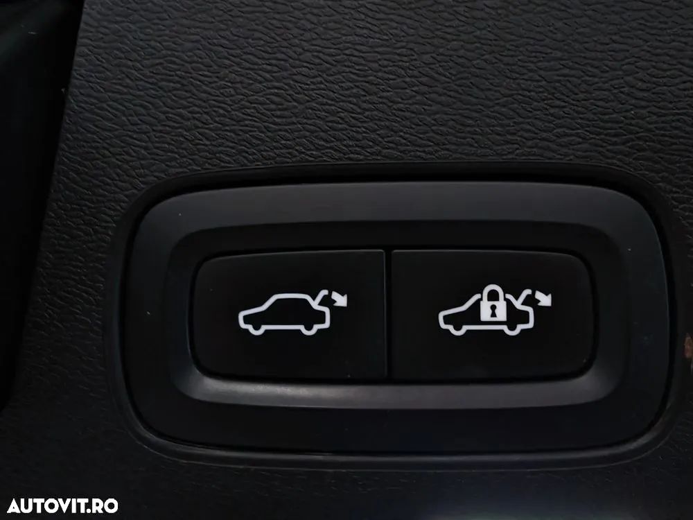Volvo XC 60 T6 AWD Recharge Geartronic Inscription - 20