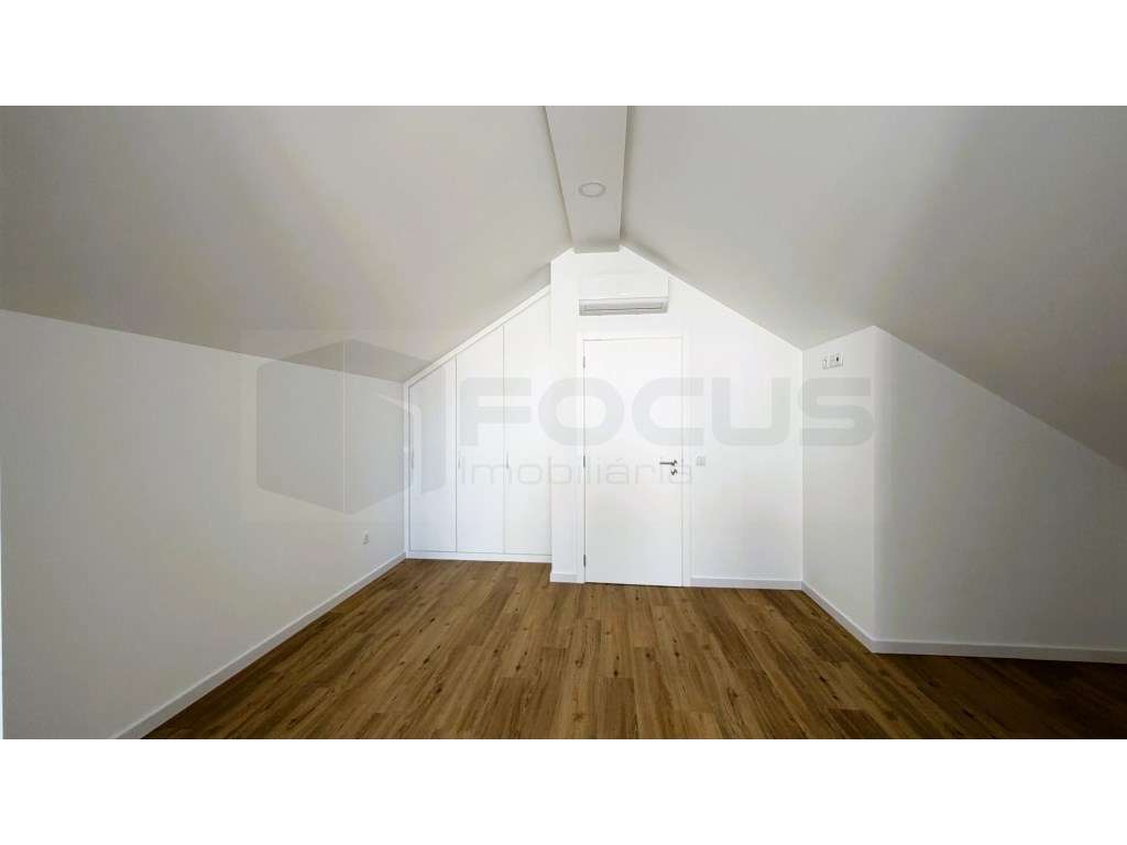 Apartamento T2 duplex zona Histórica - Aveiro - Grande imagem: 3/24