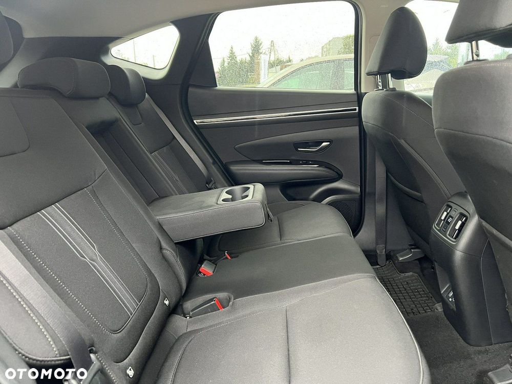 Hyundai Tucson 1.6 T-GDi HEV Executive 2WD - 12