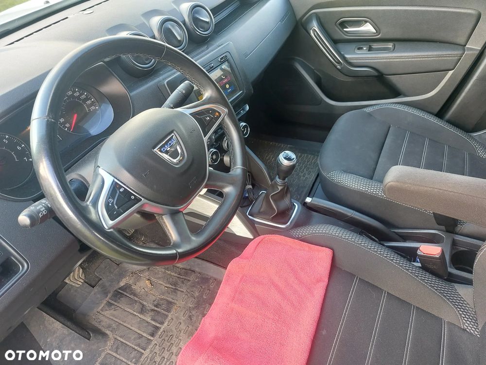 Dacia Duster 1.5 Blue dCi Prestige 4WD - 11