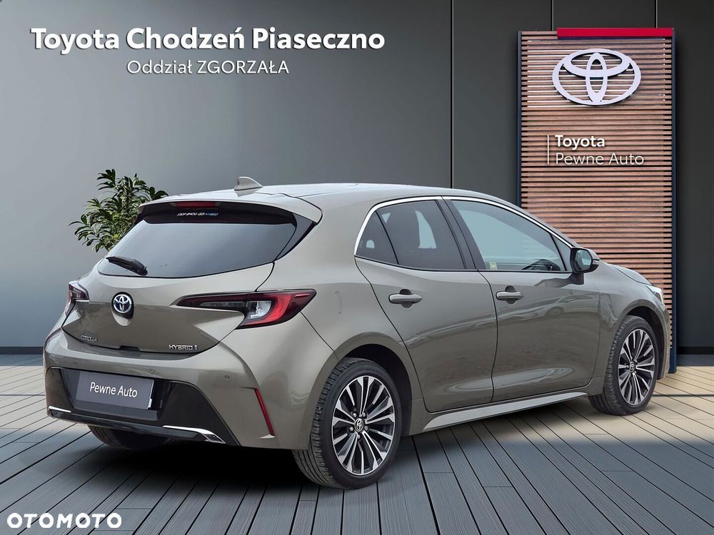Toyota Corolla - 5