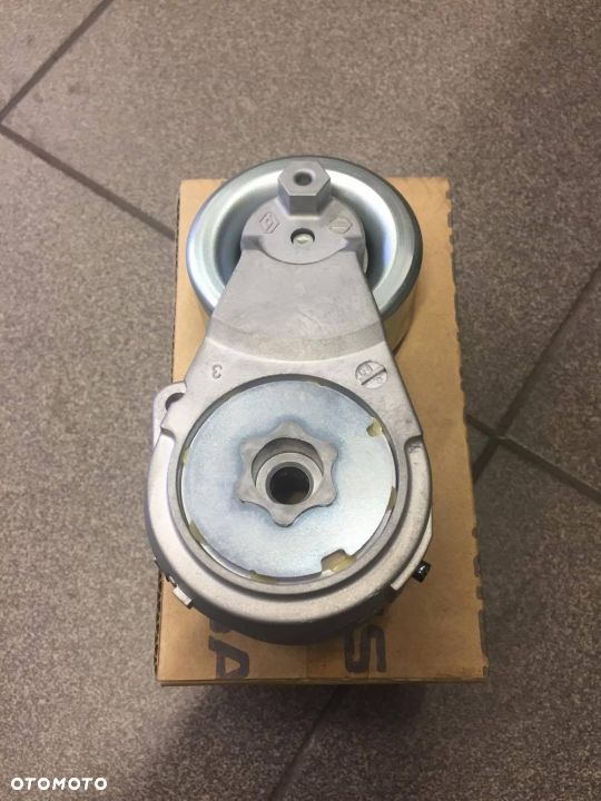 NISSAN TIDA ROLKA NAPINACZA PASKA KLINOWEGO NOWA - 2