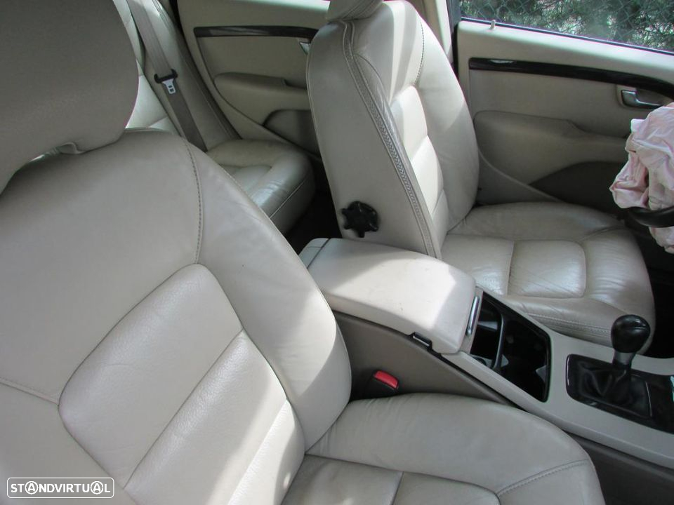 Volvo XC70 II 2.4D (175cv) de 2009 - Peças Usadas (6559) - 5