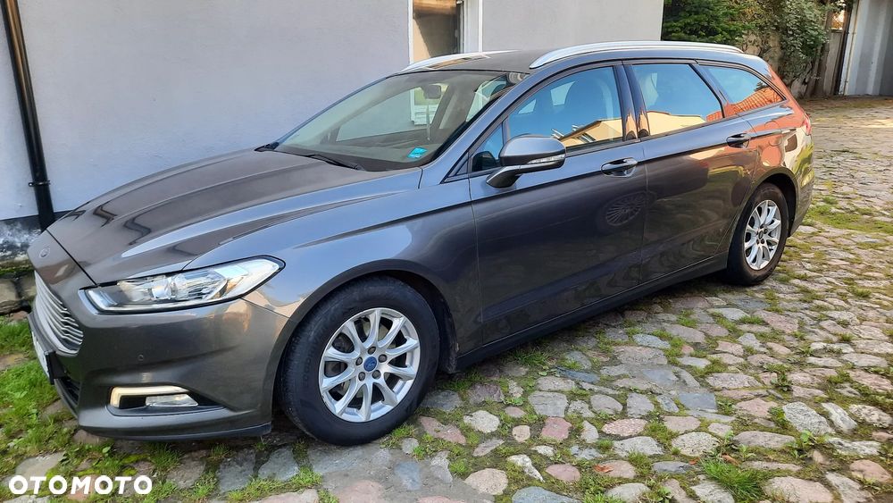 Ford Mondeo SW 2.0 TDCi ECOnetic Start-Stop Business Edition - 2