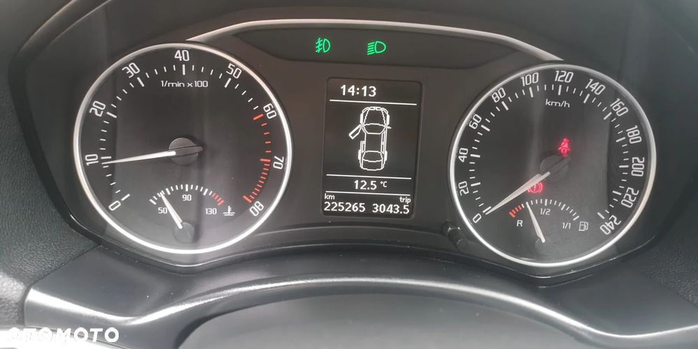 Skoda Octavia 1.6 Elegance - 14