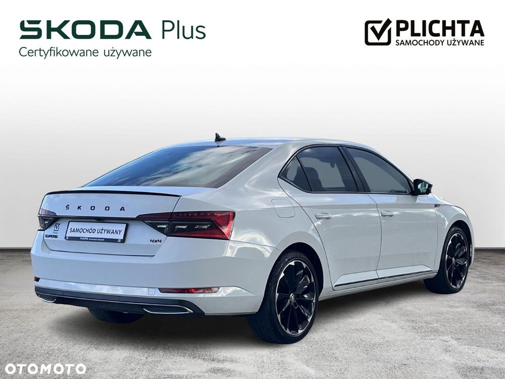 Skoda Superb 2.0 TDI SCR 4x4 Sportline DSG - 6