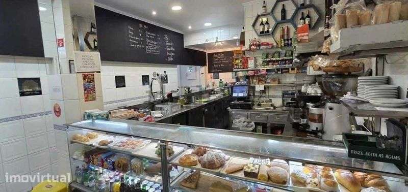 TRESPASSE DE RESTAURANTE EM ALVALADE - PROJECTO A FUNCIONAR