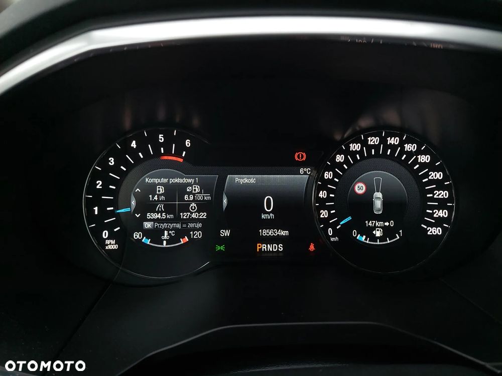 Ford S-Max 2.0 EcoBlue Titanium - 32