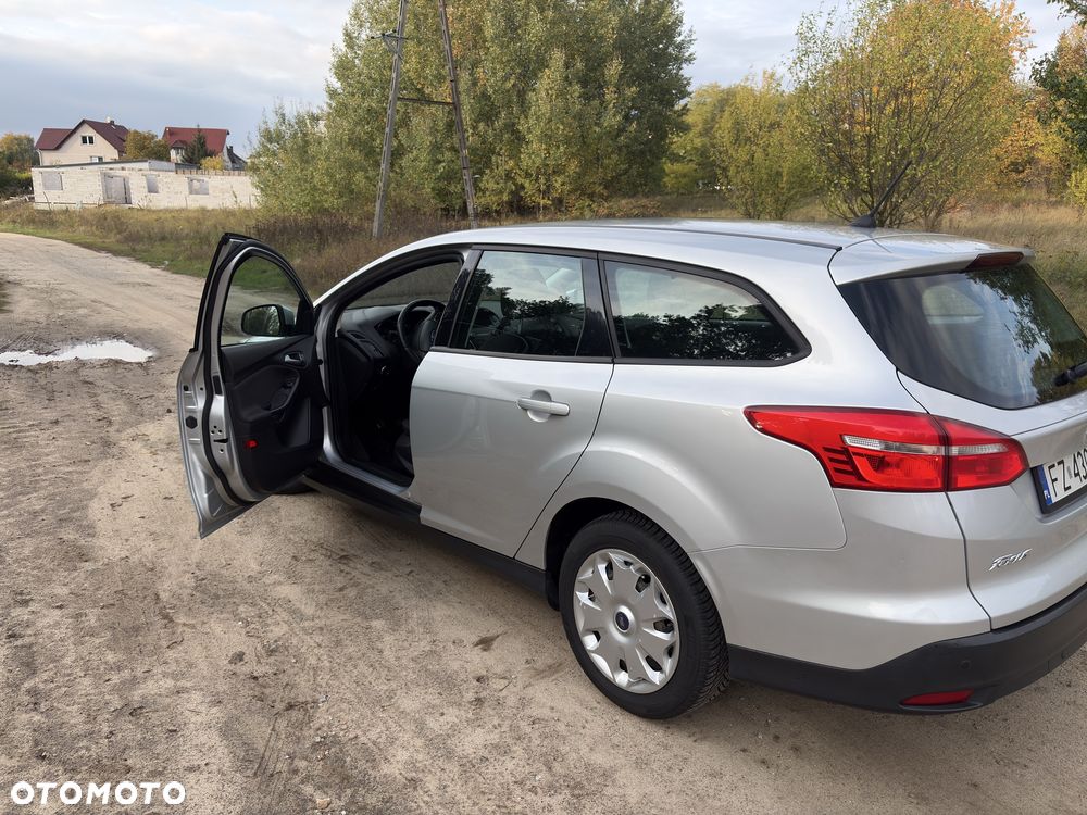 Ford Focus 2017 photo 4