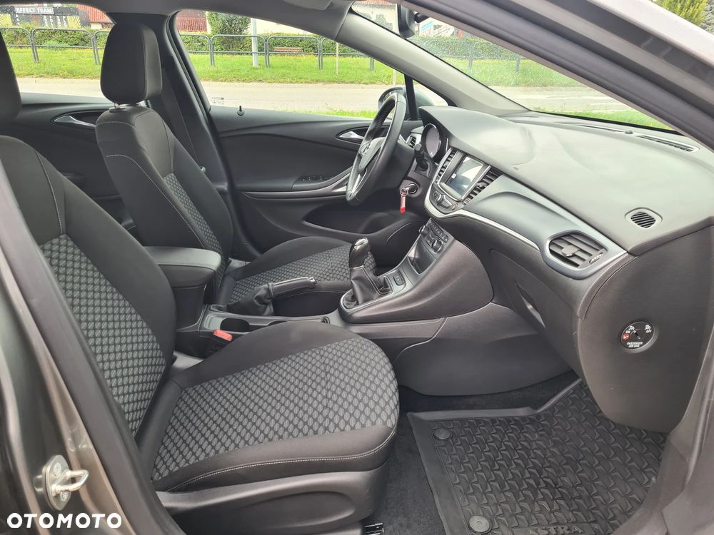 Opel Astra 1.4 T Dynamic S&S - 17