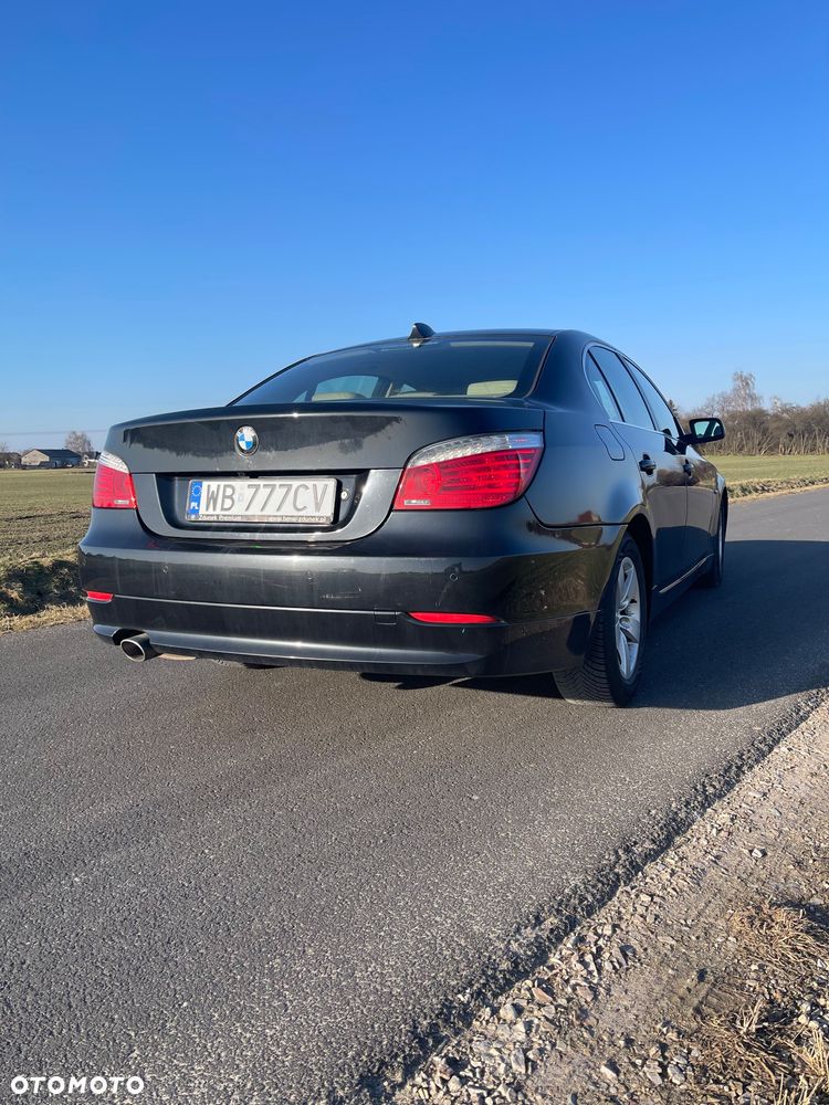 BMW Seria 5 520d - 13