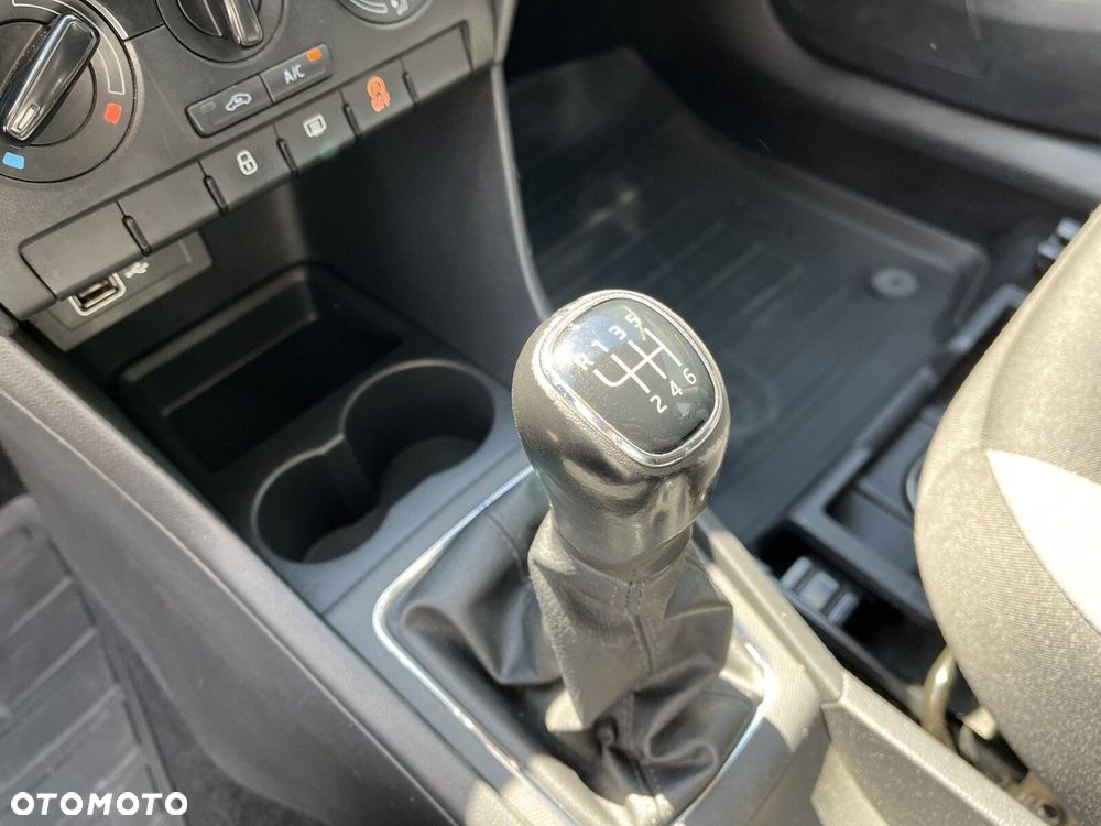 Skoda RAPID 1.0 TSI Ambition - 16
