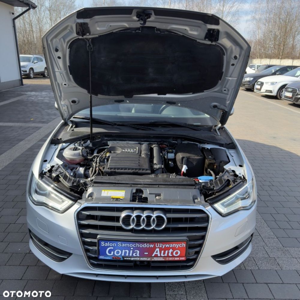 Audi A3 Sportback - 3