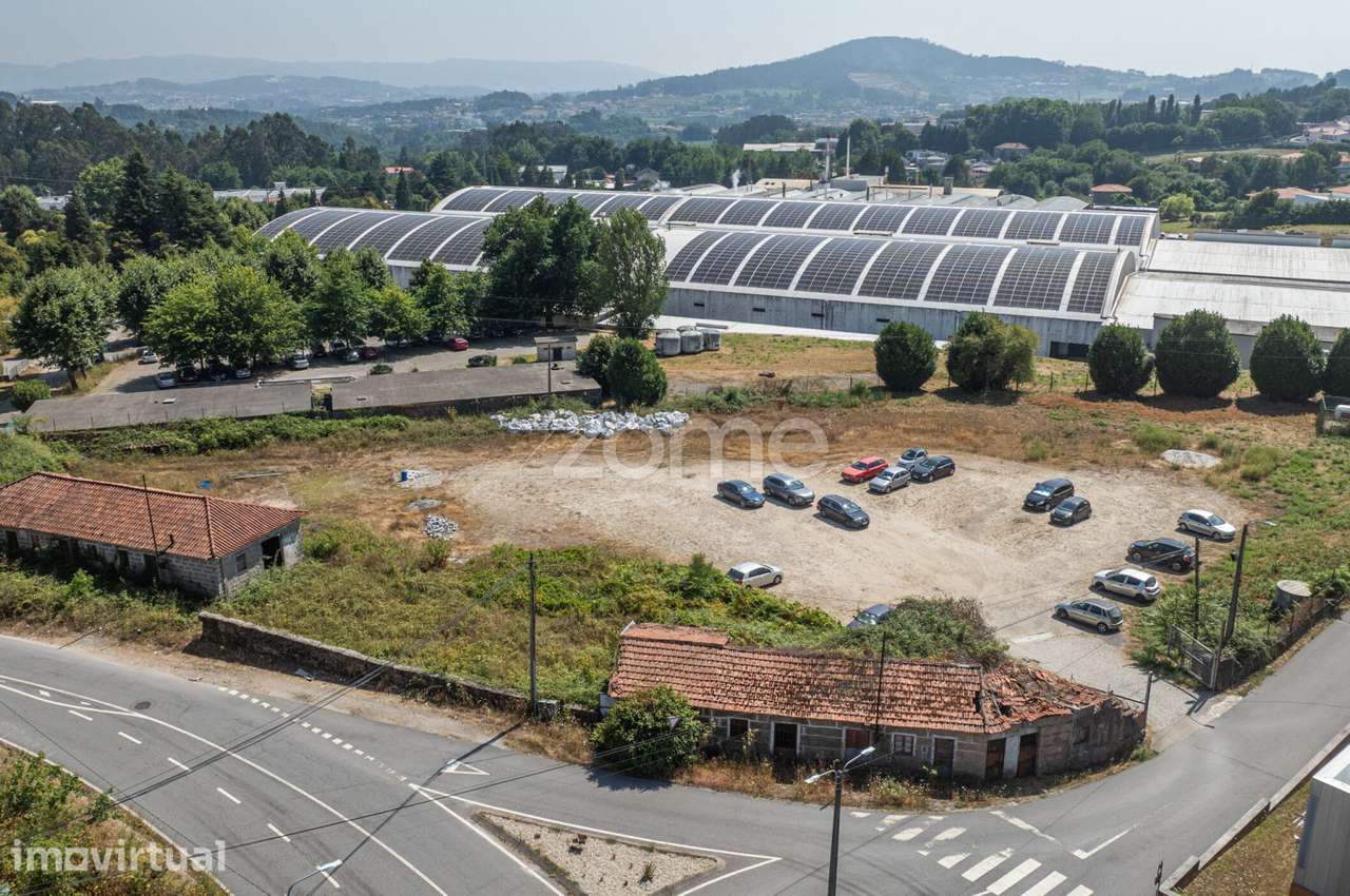Terreno com 7.162 m² em Brito - Grande imagem: 3/18