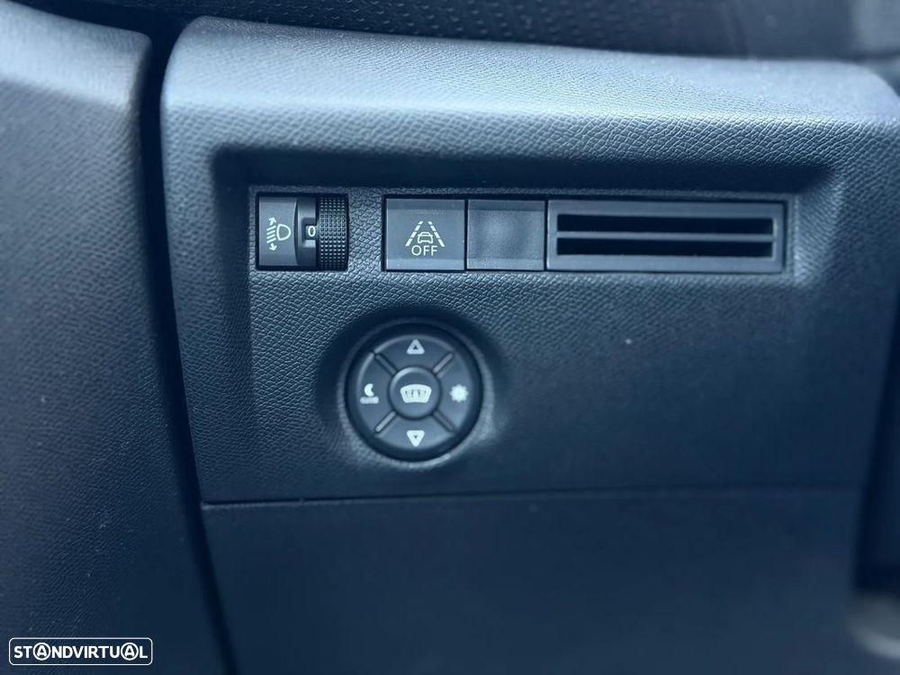 Citroën C4 BlueHDi 130 Stop&Start EAT8 SHINE - 21