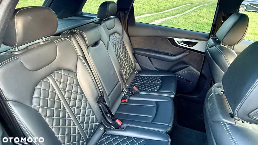 Audi SQ7 - 11