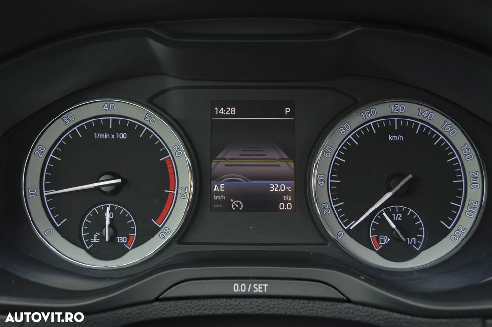 Skoda Karoq 1.5 TSI DSG Sportline - 10