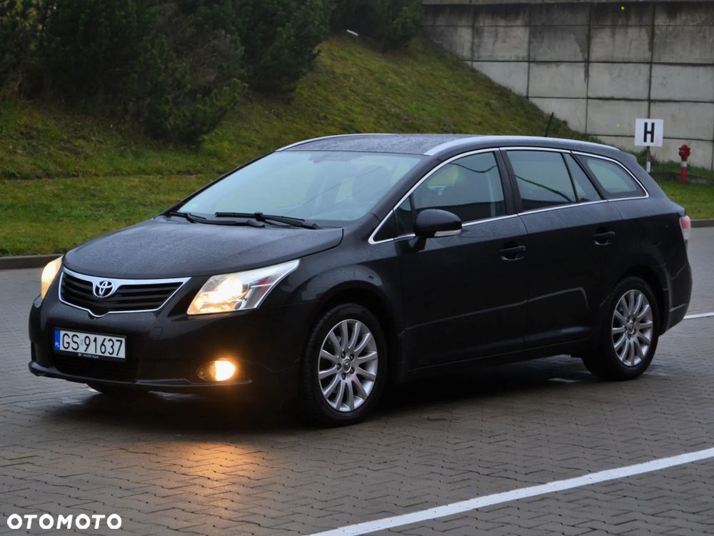 Toyota Avensis 2.0 D-4D Team - 1