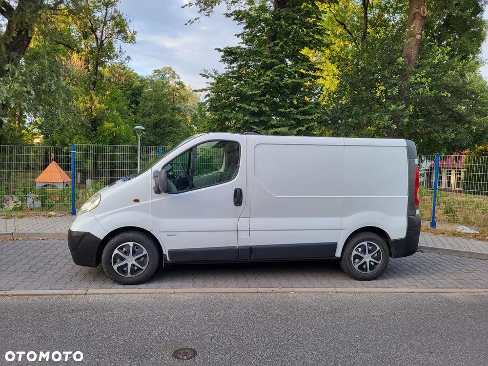Opel Vivaro - 3