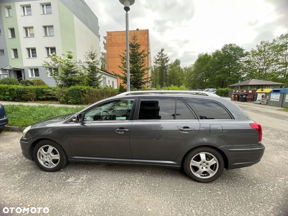 Toyota Avensis 2.0 D-4D Luna - 3