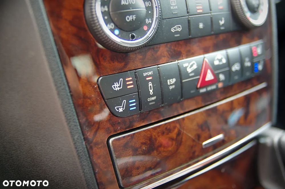 Mercedes-Benz ML 63 AMG 4Matic 7G-TRONIC 10th Anniversary - 7