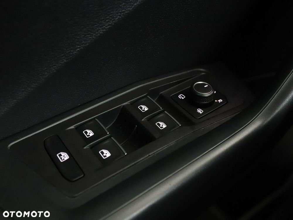 Volkswagen T-Roc 1.0 TSI Style - 35