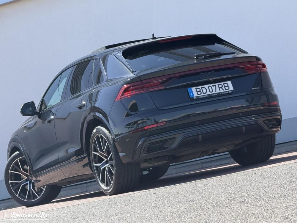 Audi Q8 60 TFSIe quattro S line Tiptronic - 31