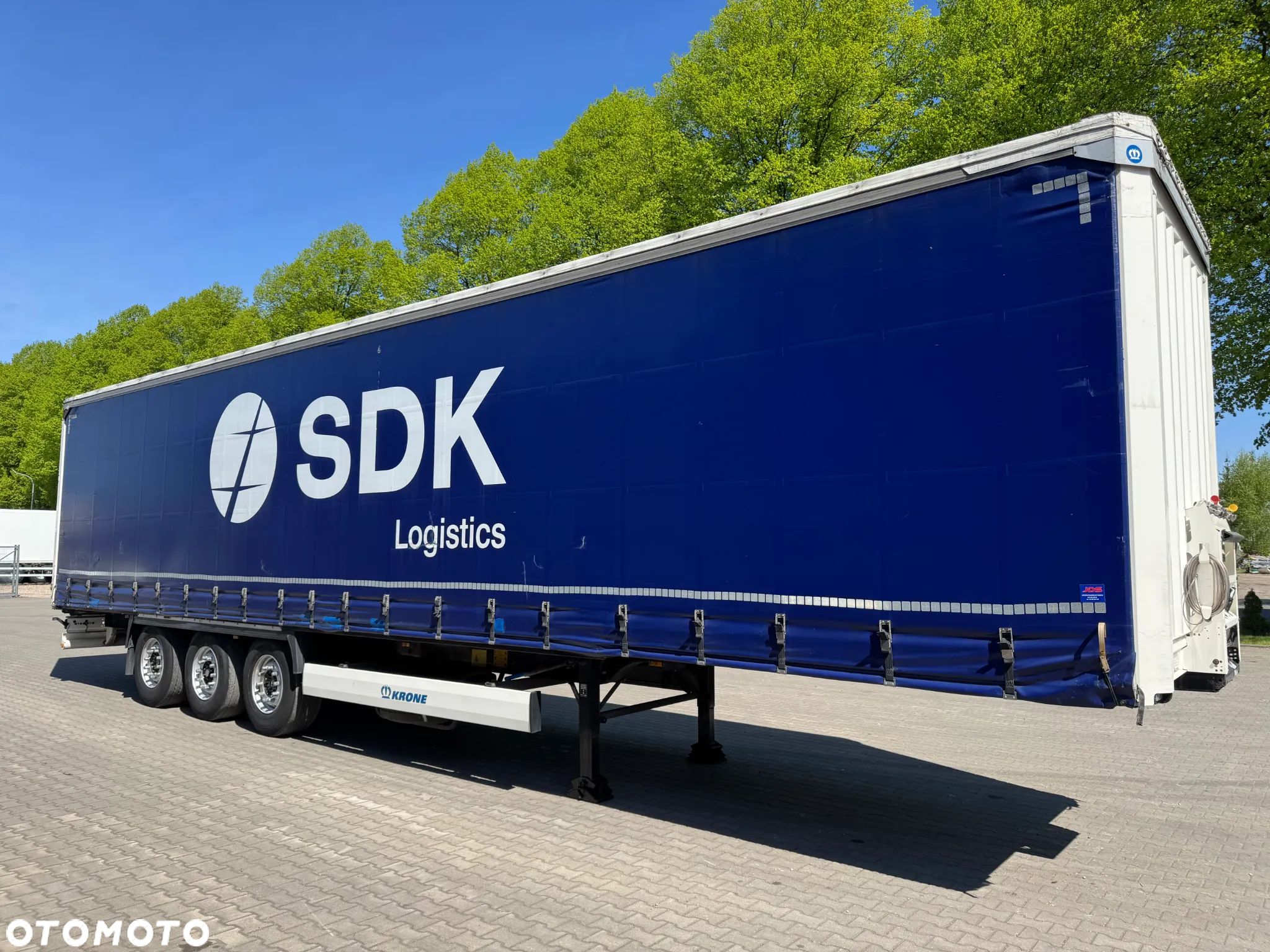 Krone SD Firanka Certyfikat XL, Dach podnoszony - 1