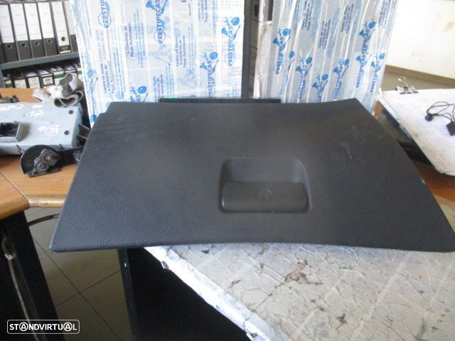 Porta Luvas 8203822ZB BMW E46 2003 PRETO - 1