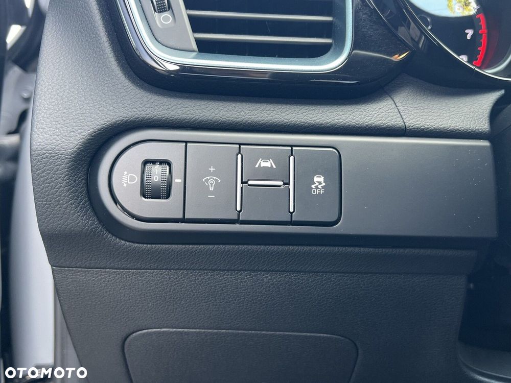Kia XCeed 1.6 T-GDI Tribute DCT - 11