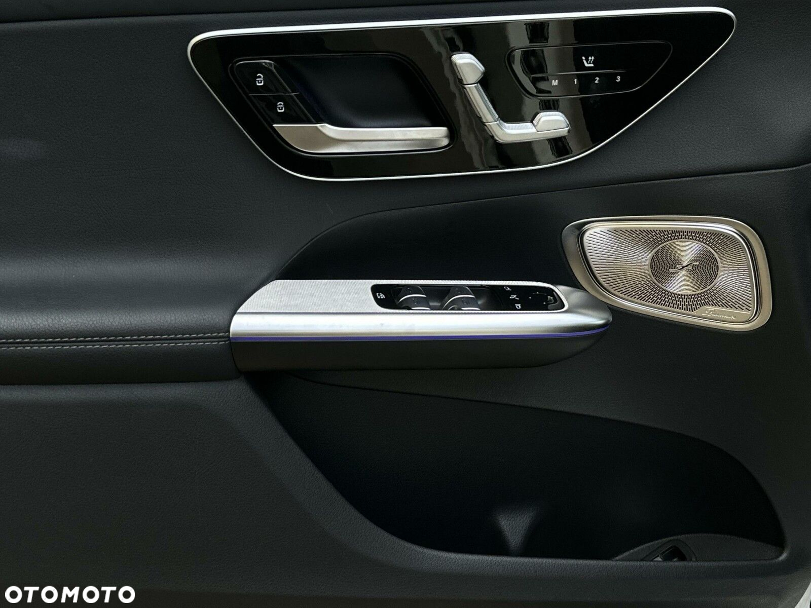 Mercedes-Benz GLC - 22