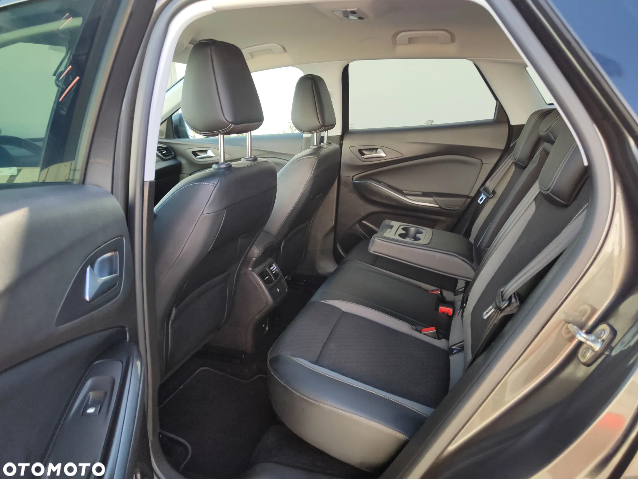 Opel Grandland X 1.2 T GPF Innovation S&S - 14