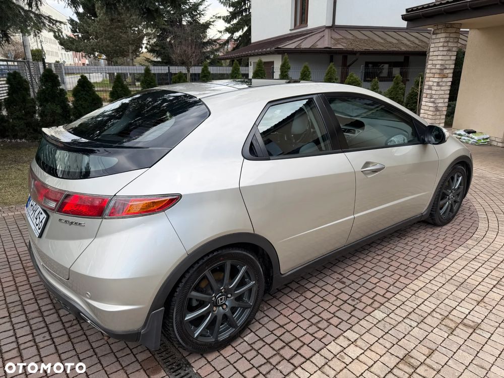 Honda Civic 1.8 Executive - 5