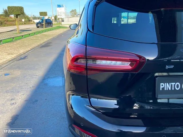 Ford Focus SW 1.0 EcoBoost Hybrid ST-LINE - 10