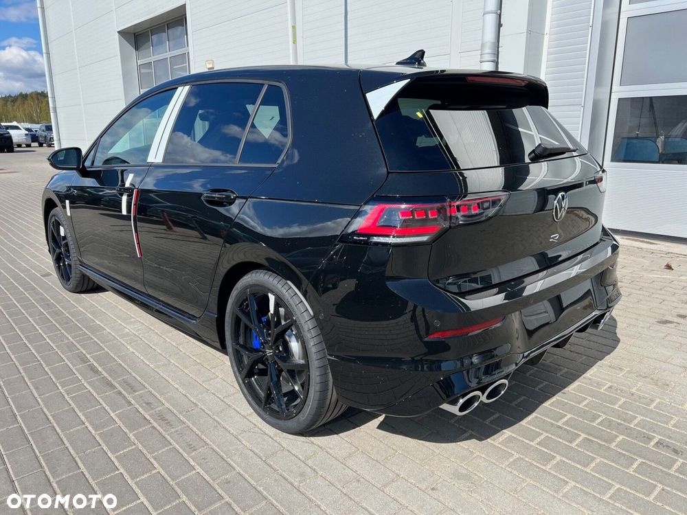 Volkswagen Golf - 4