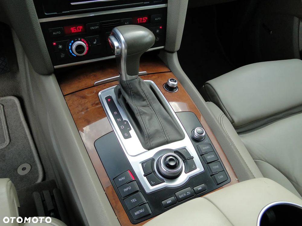 Audi Q7 4.2 TDI DPF Quattro Tiptronic Progressive - 33