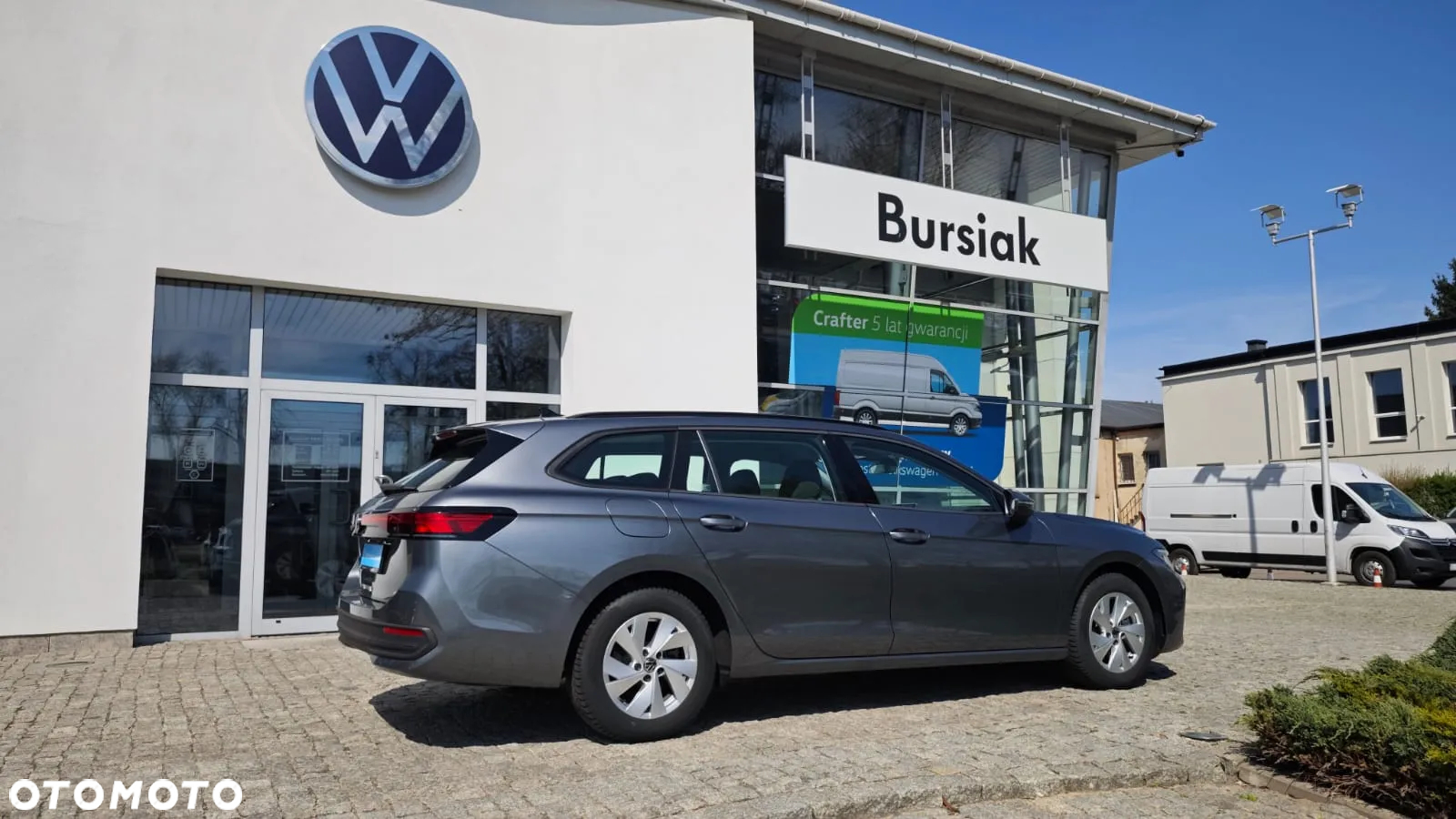 Volkswagen Passat - 3