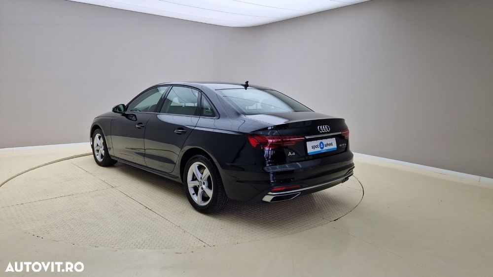 Audi A4 45 TFSI quattro S tronic MHEV Advanced - 9