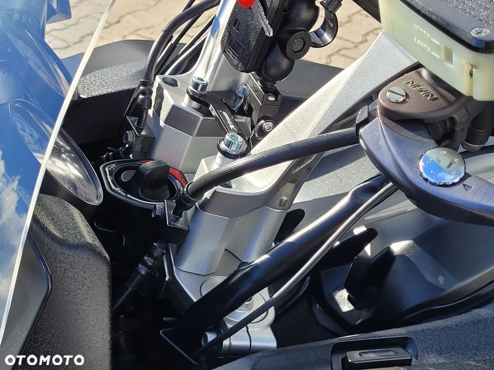 Kawasaki GTR - 21